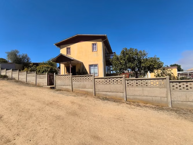 CASA EN CONDOMINIO EN EL QUISCO