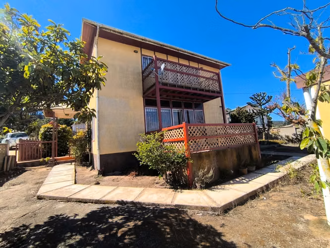 CASA EN CONDOMINIO EN EL QUISCO