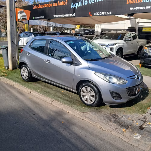Mazda2 2012