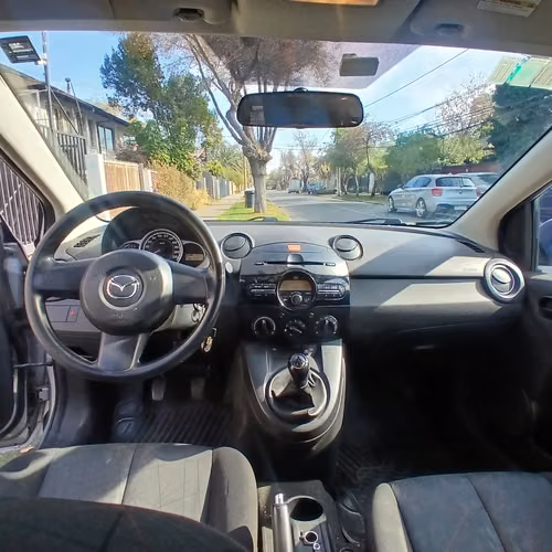 Mazda2 2012