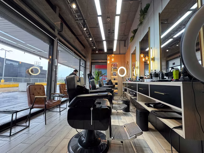 Derecho de llaves Barberia Premium | En Mall (173421) - Imagen 3