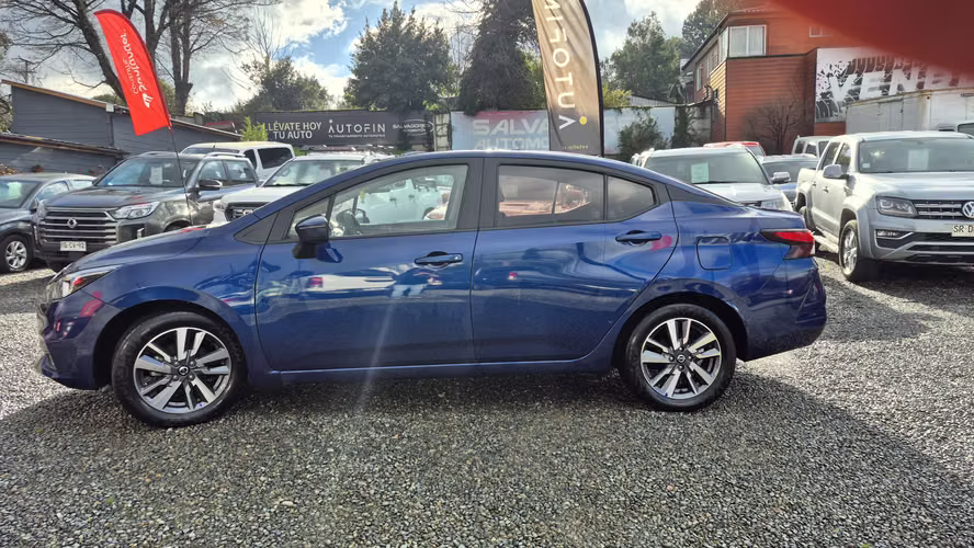 NISSAN VERSA AT 2020