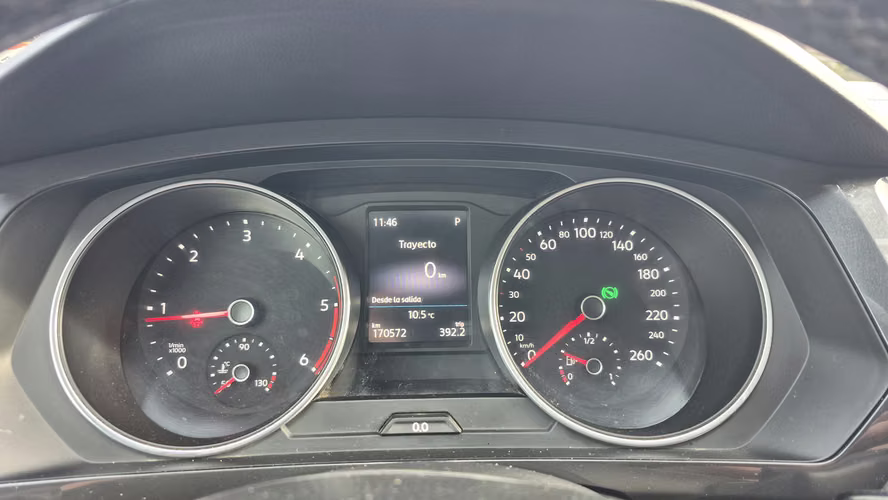 VOLKSWAGEN TIGUAN 2.0 TDI 2018 - Imagen 10