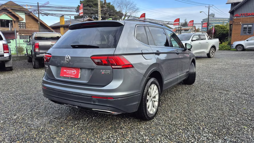 VOLKSWAGEN TIGUAN 2.0 TDI 2018 - Imagen 6