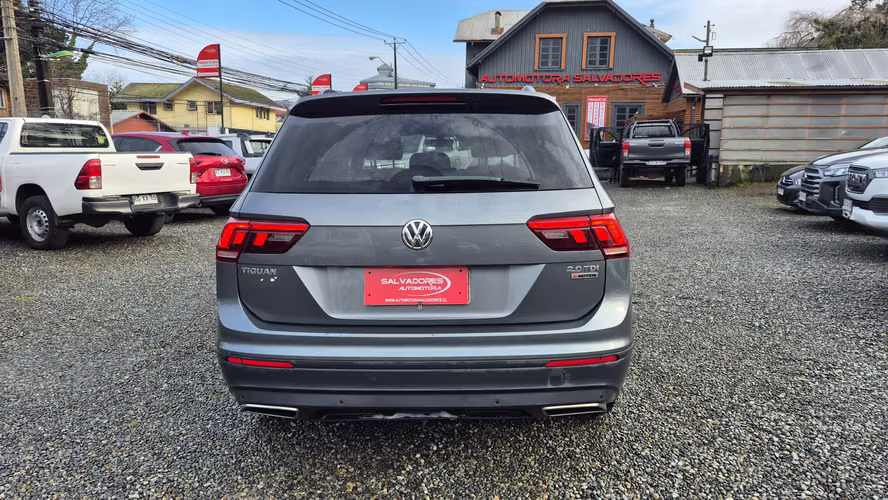 VOLKSWAGEN TIGUAN 2.0 TDI 2018 - Imagen 5