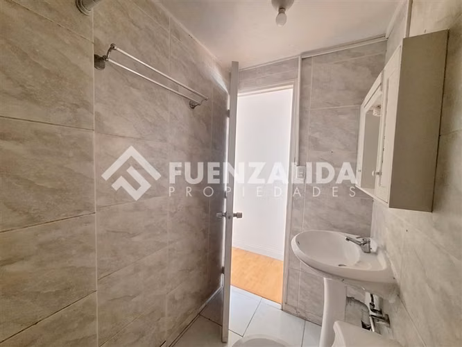 Casa en arriendo de 4 dormitorios en Puente Alto, MMV