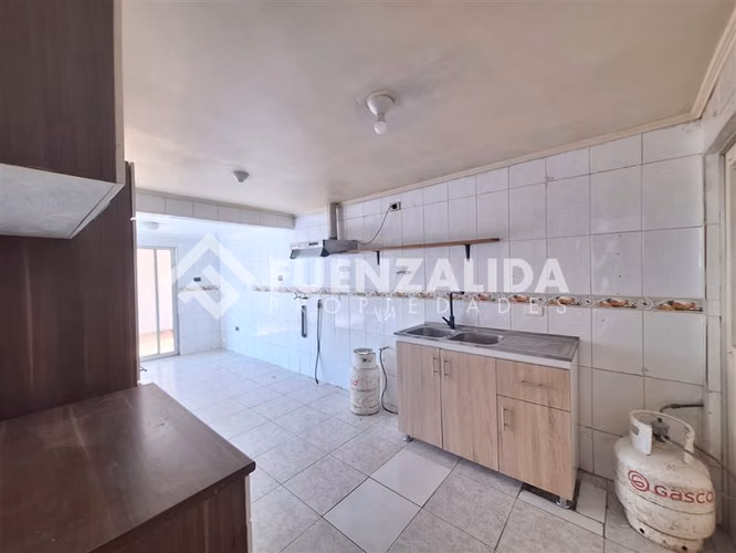 Casa en arriendo de 4 dormitorios en Puente Alto, MMV