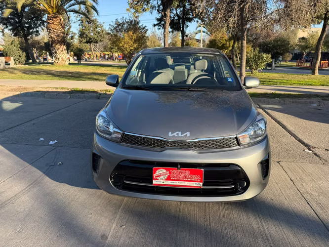 Kia Soluto 2024
