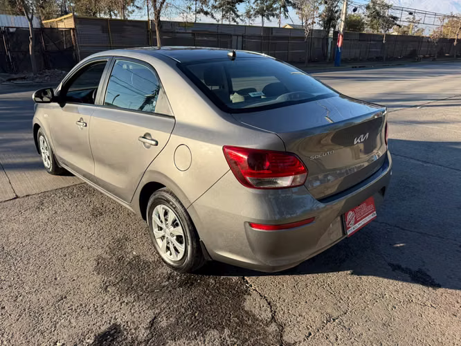 Kia Soluto 2024