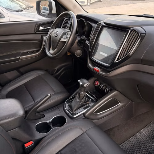 Changan cx70  Automatica