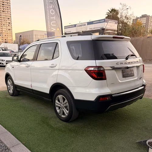 Changan cx70  Automatica