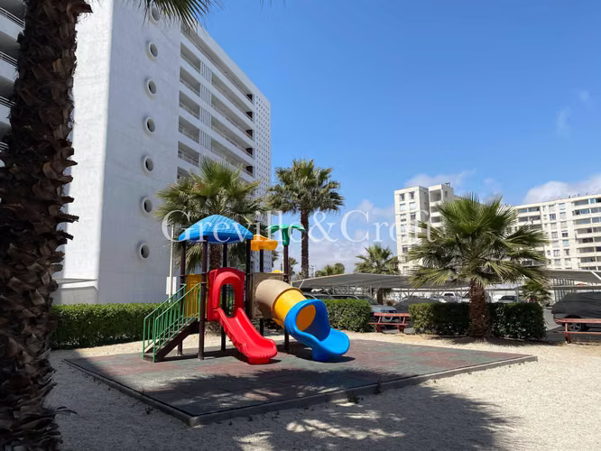 Se vende departamento 1ª linea, Avda del Mar (173491)