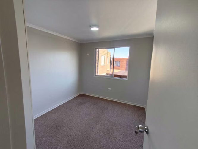 Amplia casa en condominio cerrado (173490)
