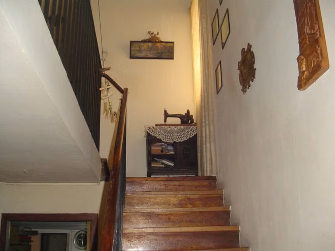 SE VENDE CASA CON EXCELENTE UBICACION CENTRO DE PUERTO MONTT - Imagen 3