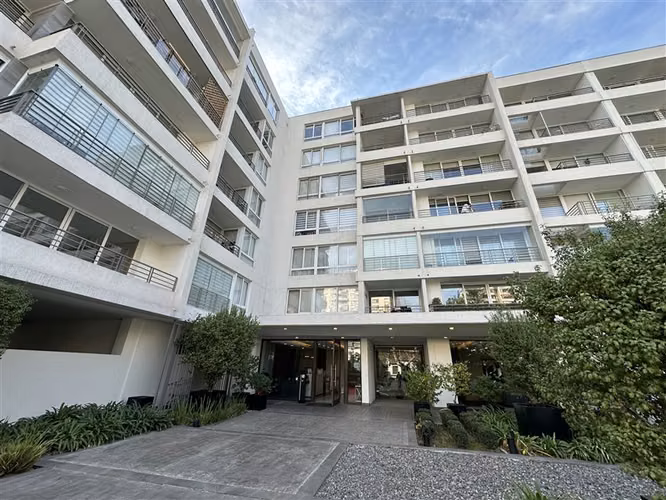 Departamento en venta de 2 dorm.2 baños 1E/1B en Ñuñoa