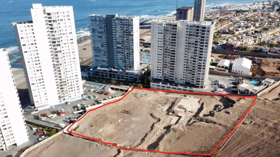 EXCLUSIVO TERRENO EN SECTOR SUR DE ANTOFAGASTA FRENTE A PLAYA LLACOLEN