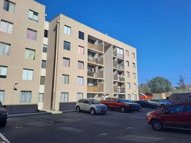 Se arrienda departamento semi-amoblado (173515) - Imagen 2
