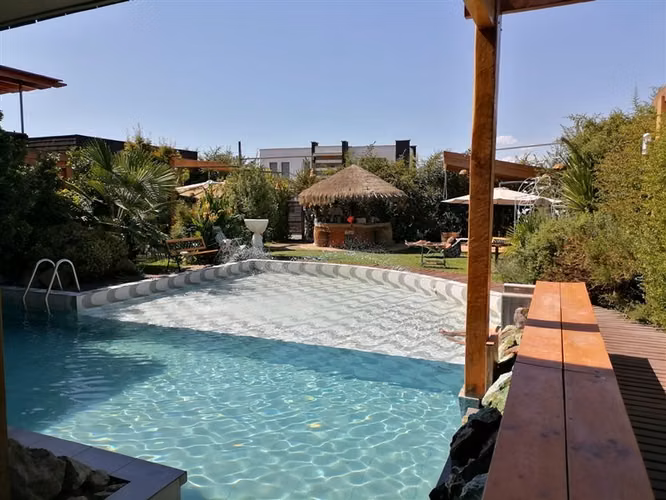Casa en venta de 8 dorm. en Calle Larga