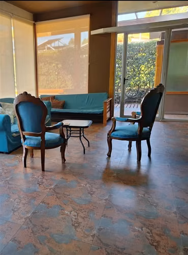 Casa en arriendo de 8 dorm. en Calle Larga
