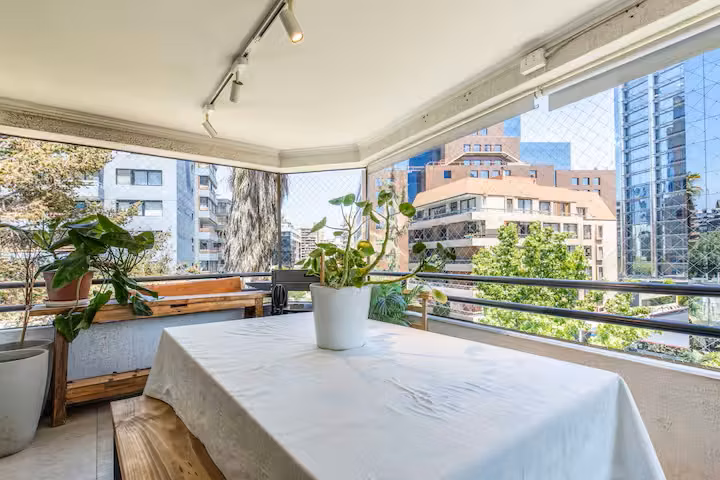Espacioso departamento amoblado en barrio El Golf