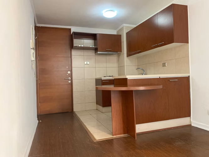 COMODO DEPARTAMENTO EN CENTRO CIVICO (173541)