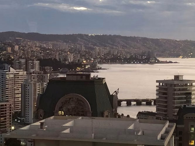 OPORTUNIDAD! Dpto. con vista al mar, 2E y 2B (173242)