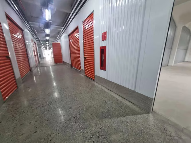 Bodega + C. Negocios. S/garantía. Solo Dicom  (173220)