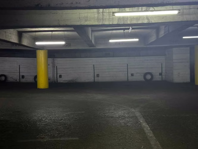 Estacionamiento Agustinas/Teatinos (173208) - Imagen 2