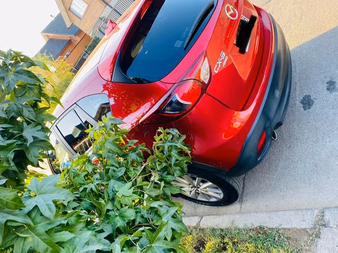Vendo Jeep Mazda cx5 año 2015