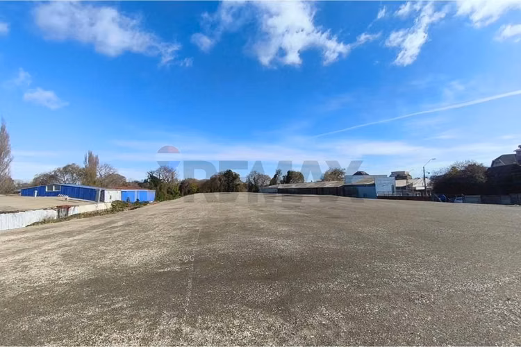 Arriendo terreno 5.000 m2 – comercial e industrial