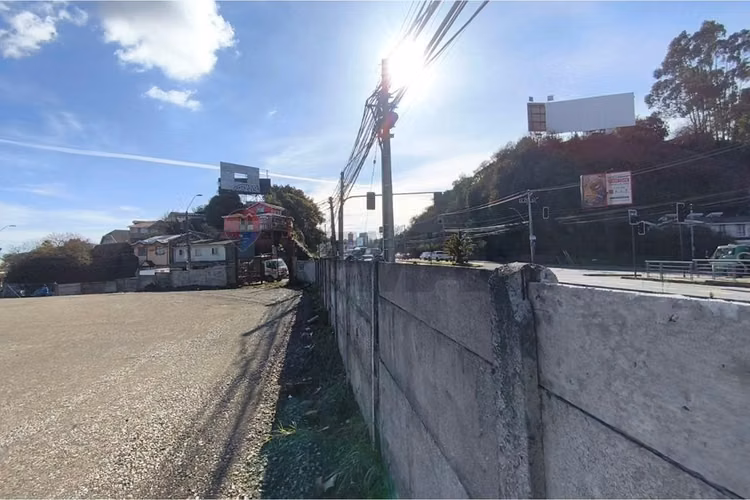 Arriendo terreno 5.000 m2 – comercial e industrial