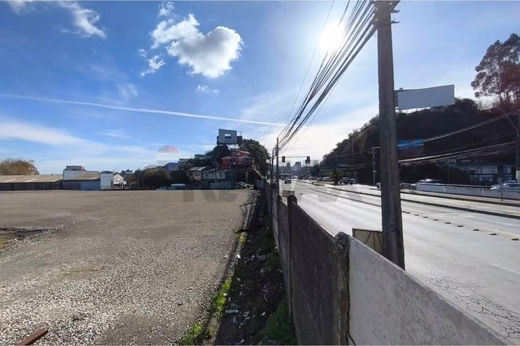 Arriendo terreno 5.000 m2 – comercial e industrial