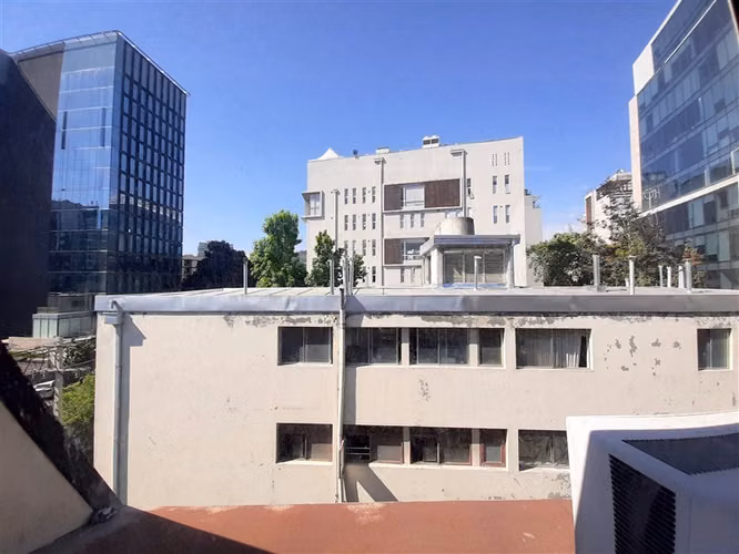 OFICINA Perez Valenzuela 2 privados 35m2 renovada Estacionamiento