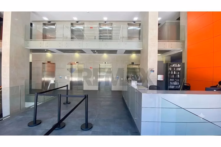 Oficina 1 privado, a pasos futura estación l7 - Imagen 2