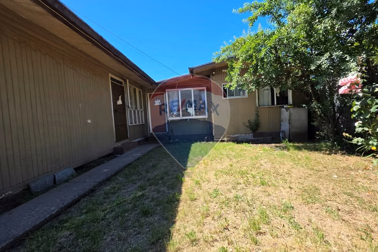 Remax vende en exclusiva terreno comercial picarte