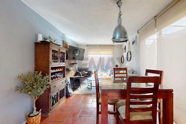 Frente a colegio | potencial comercial