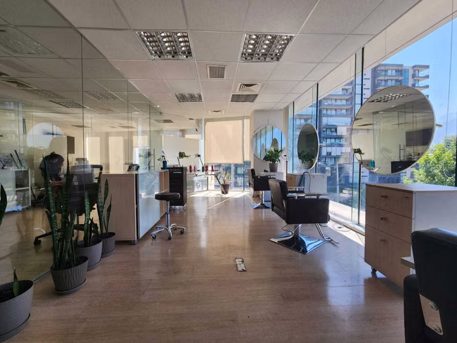 Oficina 3 privados, 2 baños, 2 Bx. (173566)