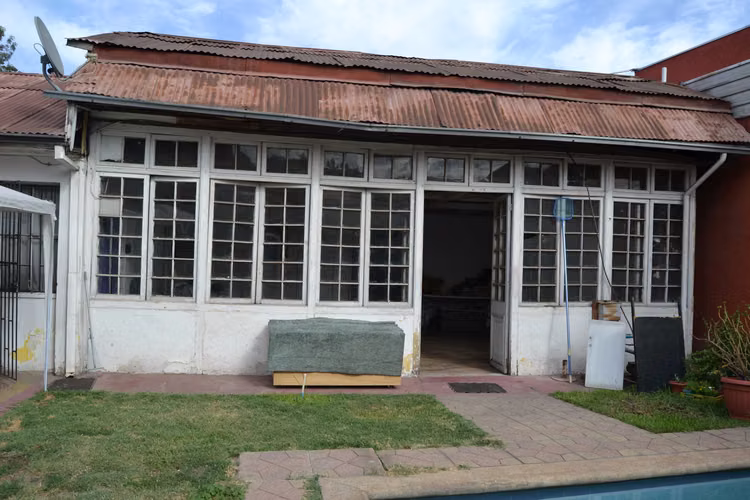 Casa Amplia en La Cisterna de 438 mtrs2 (173548)