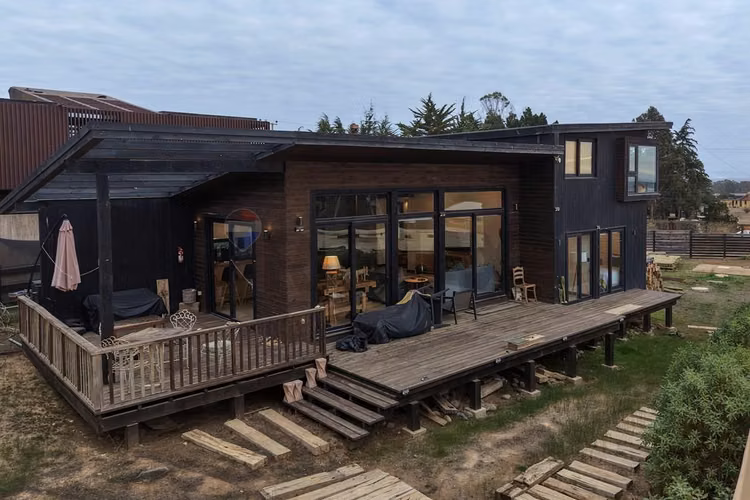 Exclusiva casa en punta de lobos