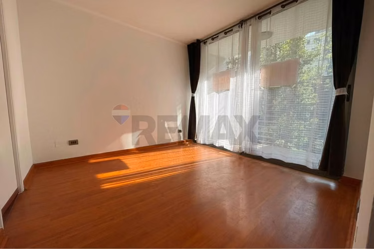 Moderno 3d en suite y estacionamiento