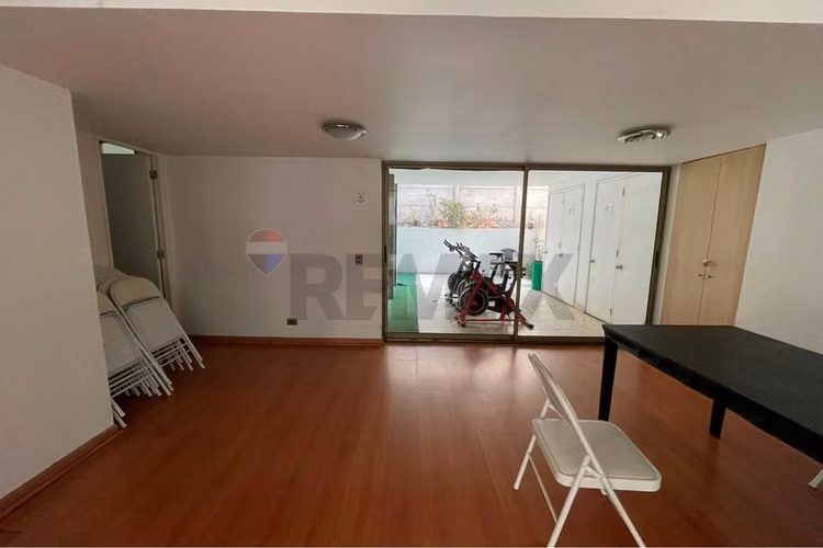 Moderno 3d en suite y estacionamiento