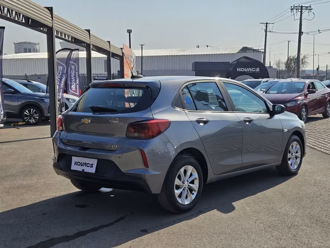 Chevrolet Onix 1.0 Hb Ltz P2 Mt 2022 - Imagen 4