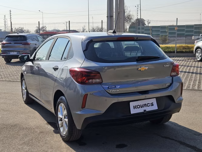 Chevrolet Onix 1.0 Hb Ltz P2 Mt 2022 - Imagen 6