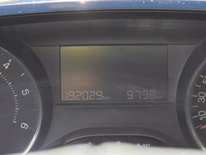 Peugeot 208 Full Diésel 2015 – Muy Económico – $6.000.000 conversable