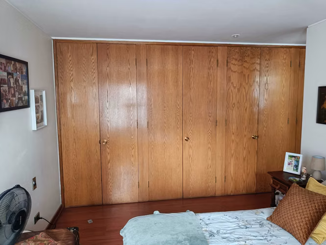 Luminoso y amplio departamento  (173635)