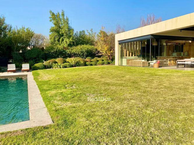 Amplia de gran terreno, borde cancha golf (173632)