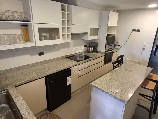 Departamento con vista privilegiada en Peñalolén