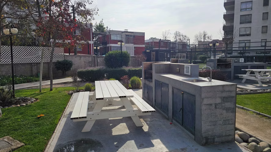 Luminoso Hogar con Diseño Contemporáneo (172178)