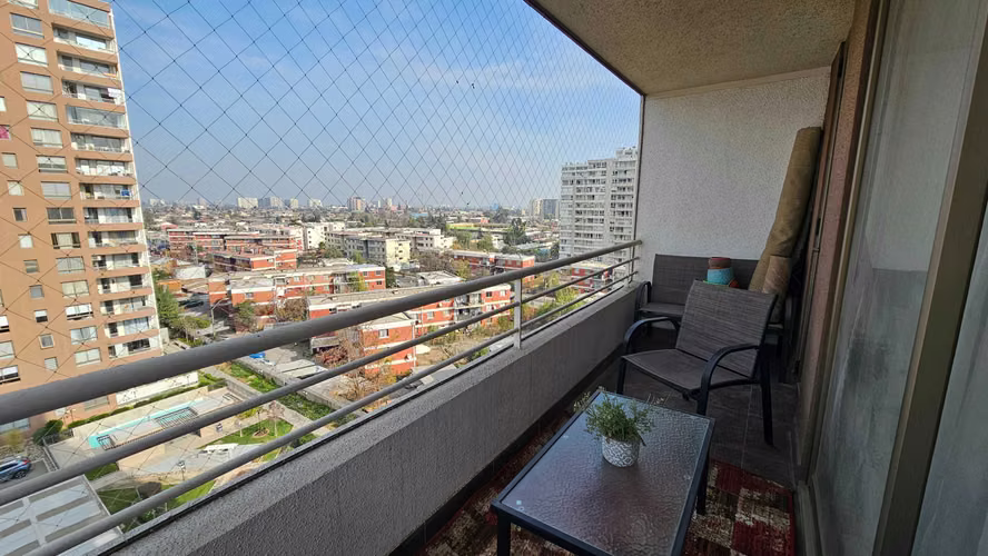 Luminoso Hogar con Diseño Contemporáneo (172178)