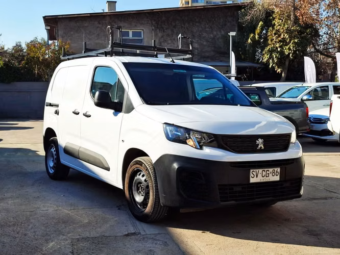 PEUGEOT PARTNER 2023
